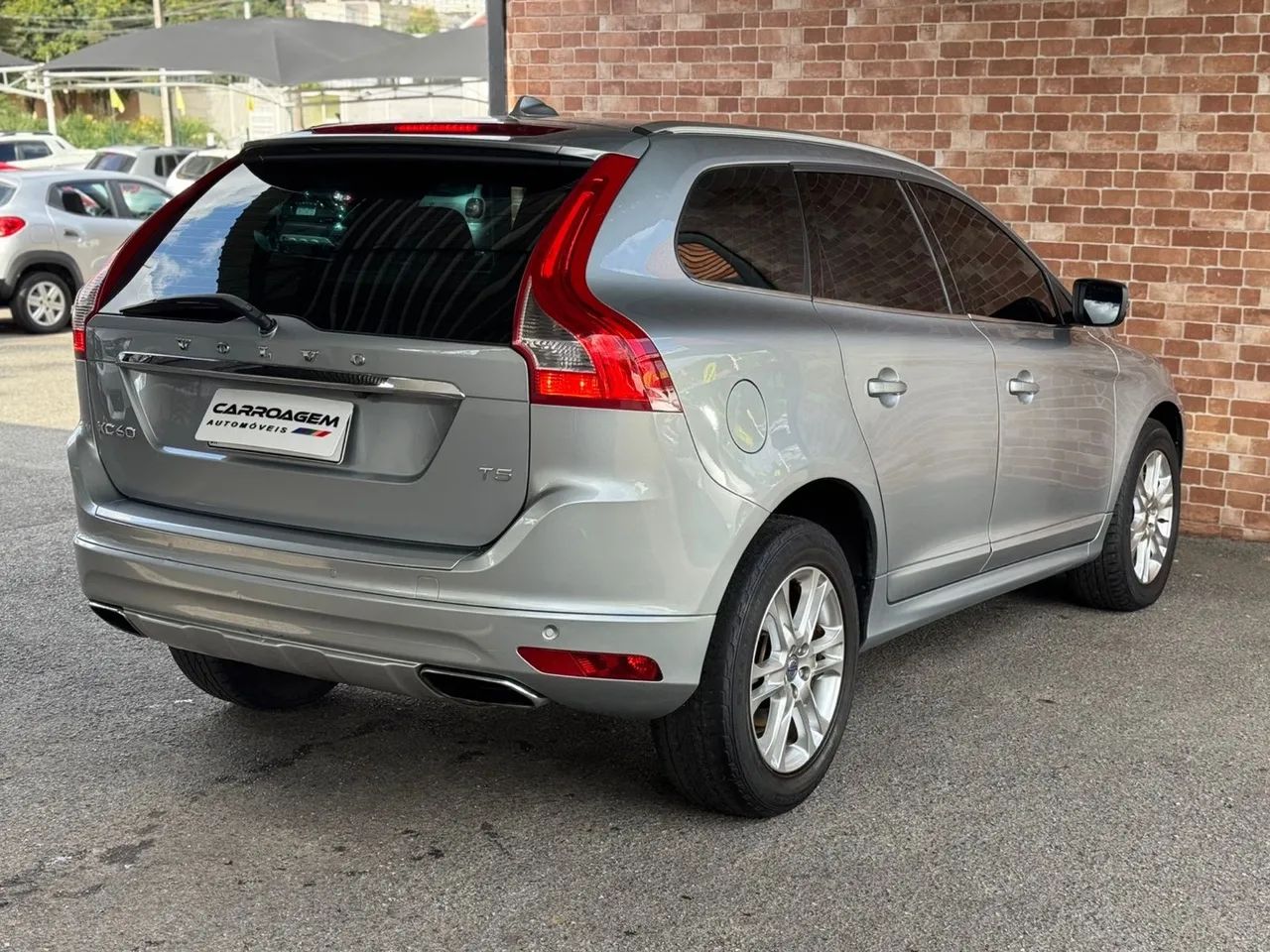 Volvo XC60 T5 Dyna 2.0  - Foto 4