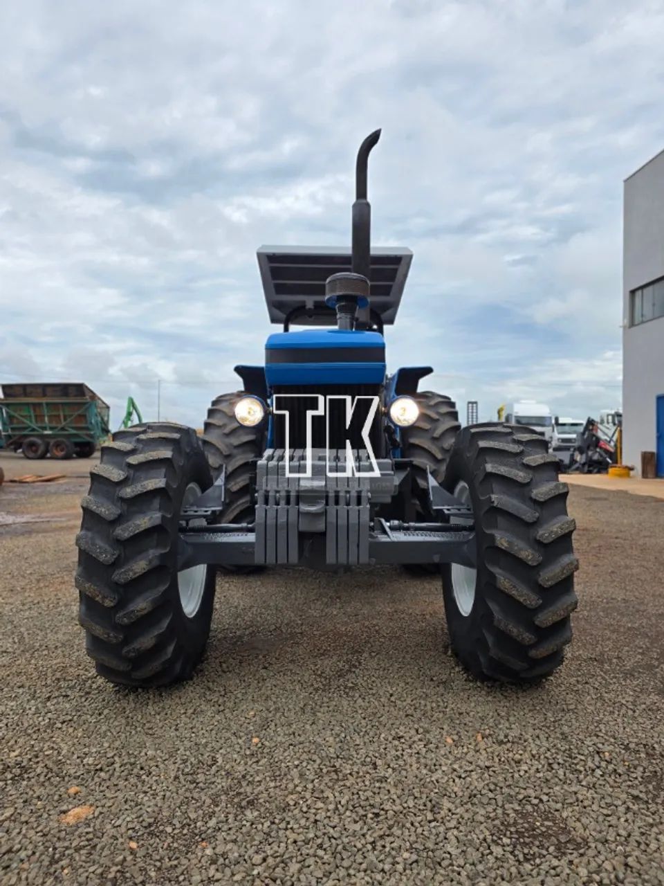 cod. 1363 TRATOR NEW HOLLAND 7630 TURBO - Tk Tratores Nova Andradina-MS - Foto 4