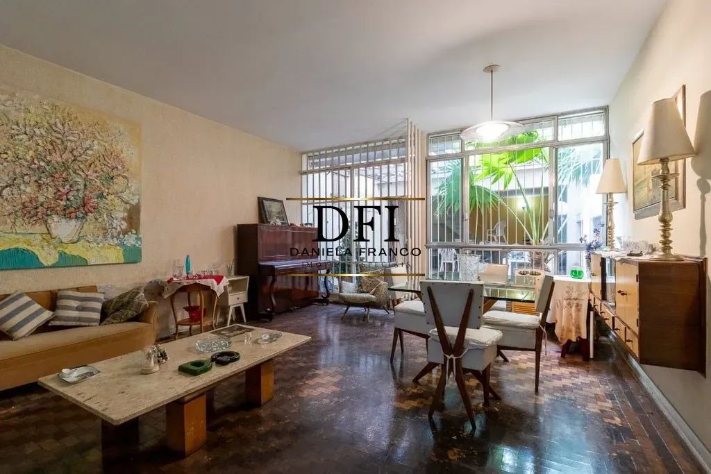 Edifício Comercial de 300.0m² no bairro Água Branca, com 3 banheiros e 1 vaga de garagem