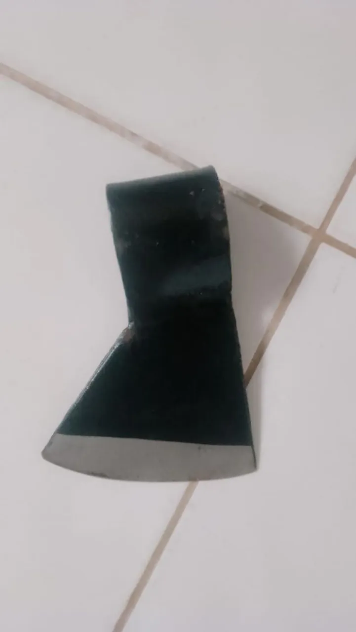 Machado de aço forjado resistente - Ferramenta para trabalho