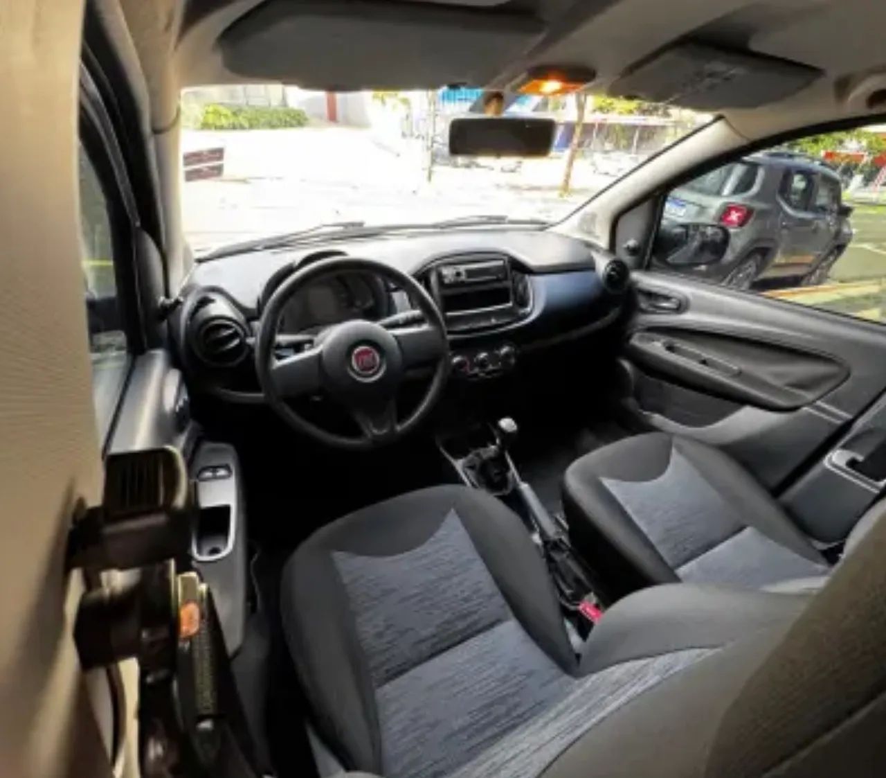 Fiat Uno 1.0 Drive 2018 - Foto 2