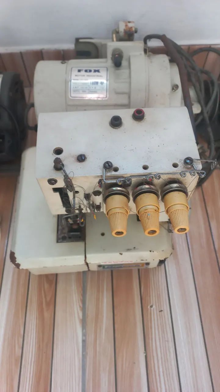 Máquina de Costura Industrial FOX
