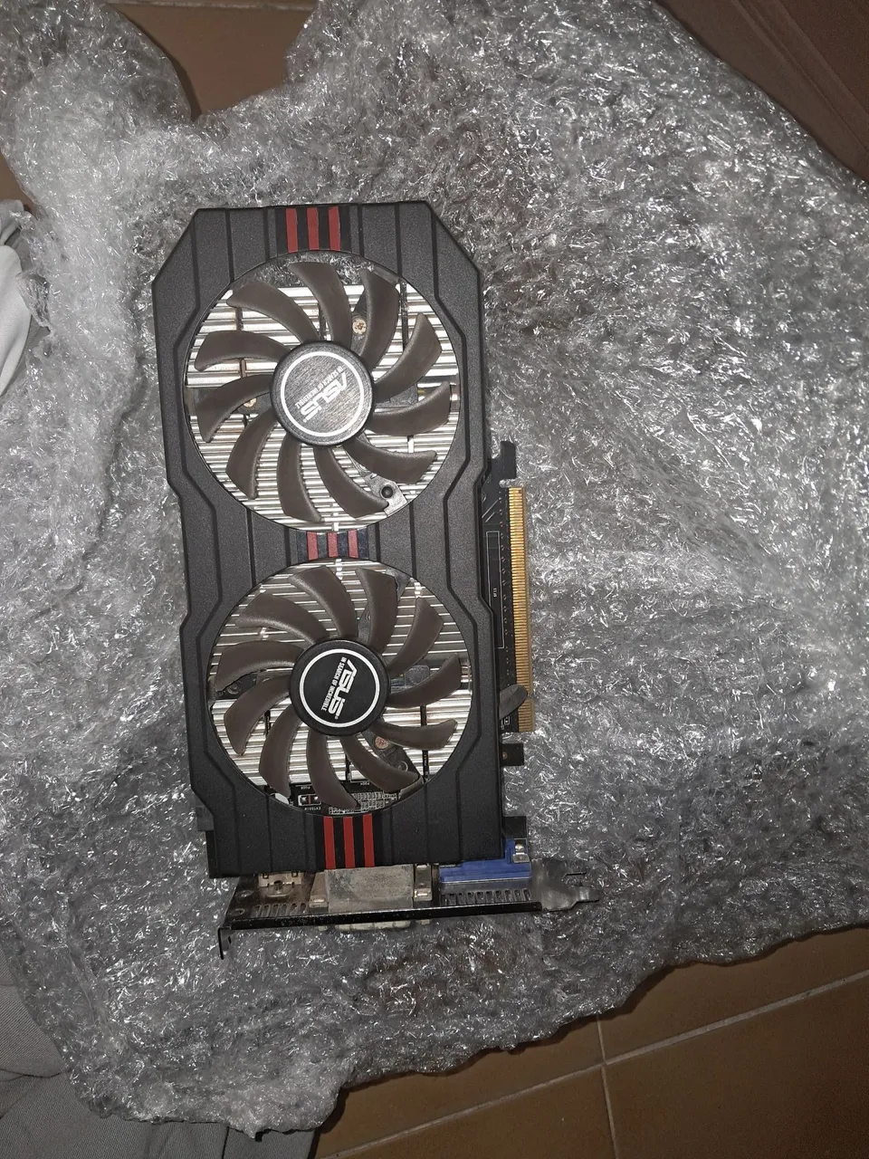 Placa de Vídeo ASUS GTX 750 ti
