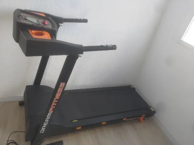 Esteira Ergométrica Dreams Fitnes 2.1 ( Bivolt )