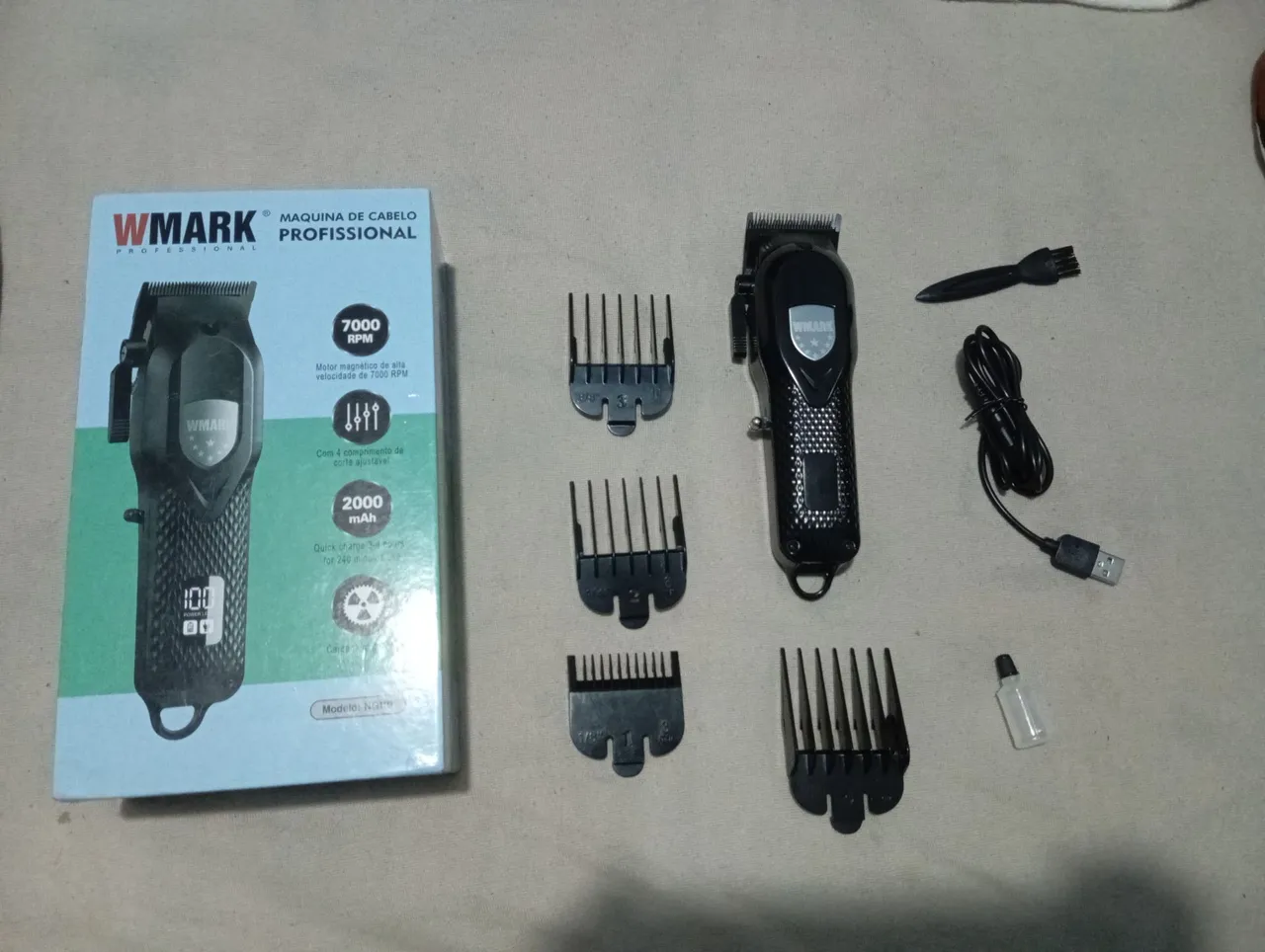 Máquina de cortar cabelo profissional WMARK