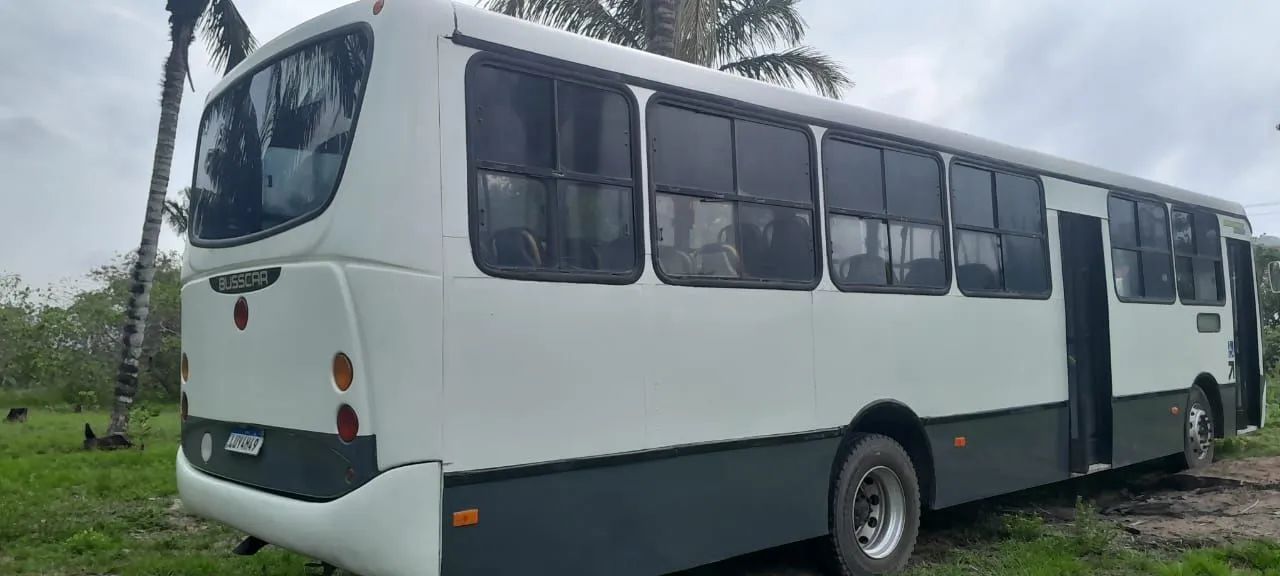Ônibus  em ótimo estado - Foto 4