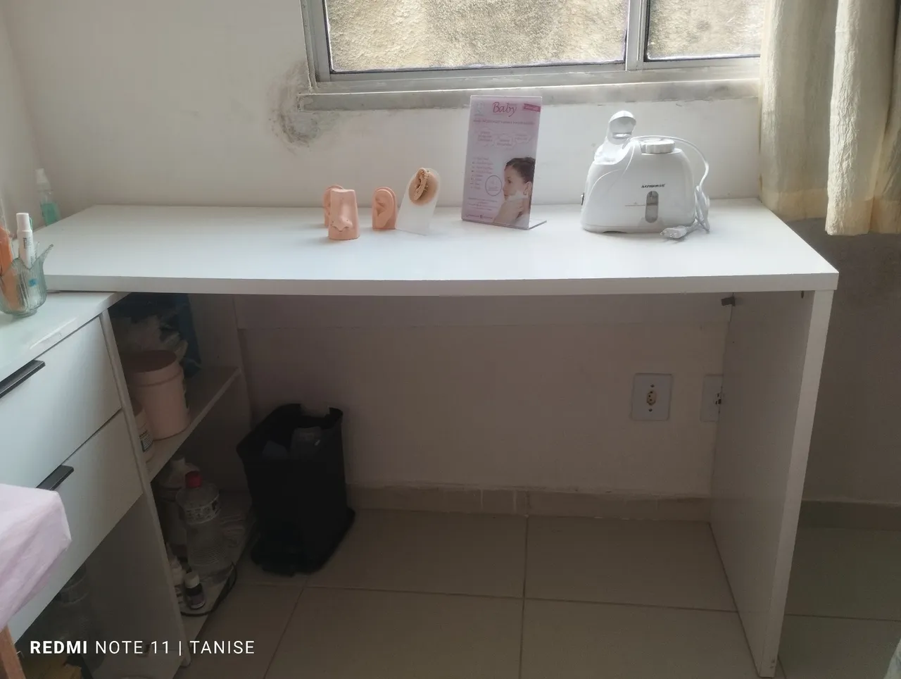 Escrivaninha Branca Funcional