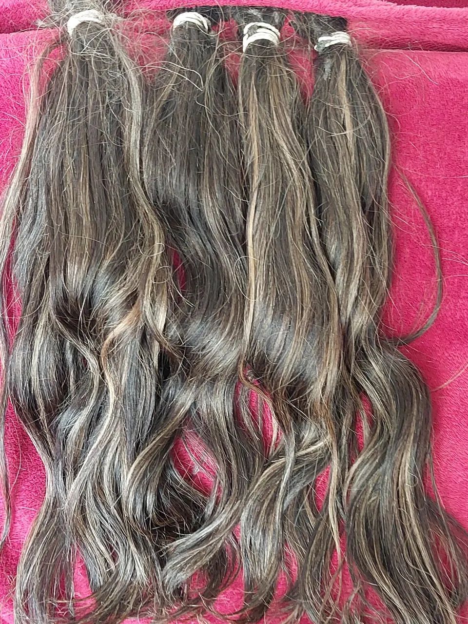 750 REAIS Cabelo humano castanho com mechas loiras