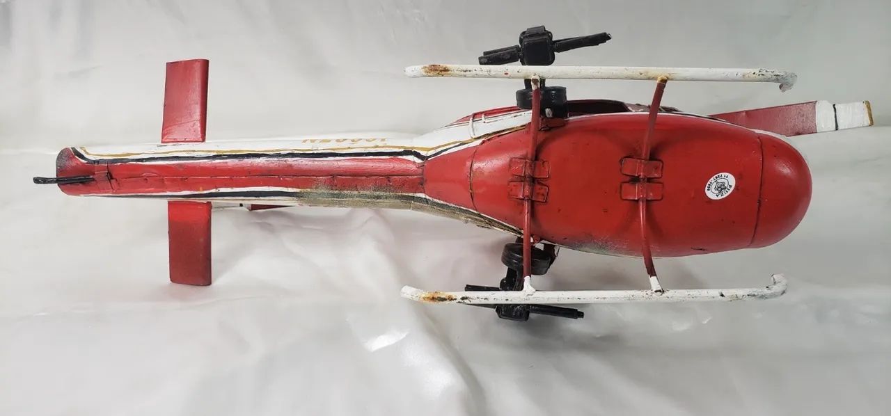 Miniatura Helicóptero Bombeiro Em Lata - Artesanal - Foto 5