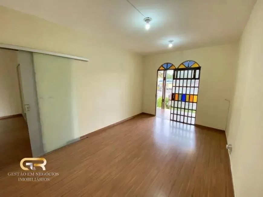 Casa para Locação em Belo Horizonte, Palmeiras, 3 dormitórios, 1 suíte, 1 banheiro, 2 vaga - Foto 2