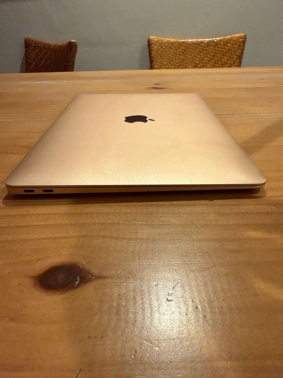 MacBook Air 13? 2018 - i5 ? 8GB ? 128GB SSD - Com Marcas de Uso