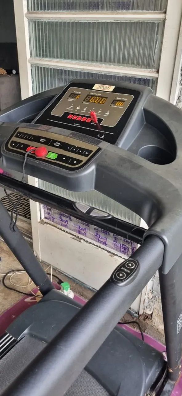 Esteira profissional speedo TR5 com mp3 e inclinação cartão SEM JUROS troco - Foto 3