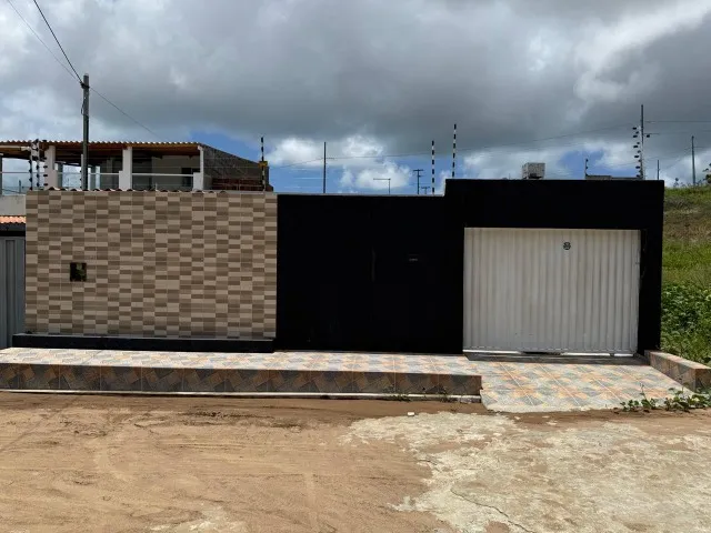 Casa pra venda em Jacumã-Conde/PB.