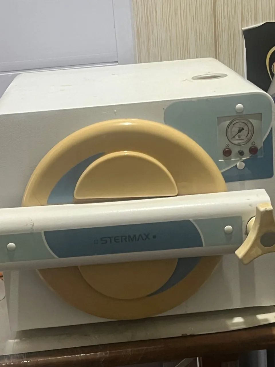 Vendo cadeira e autoclave valor 3.200 - Foto 3