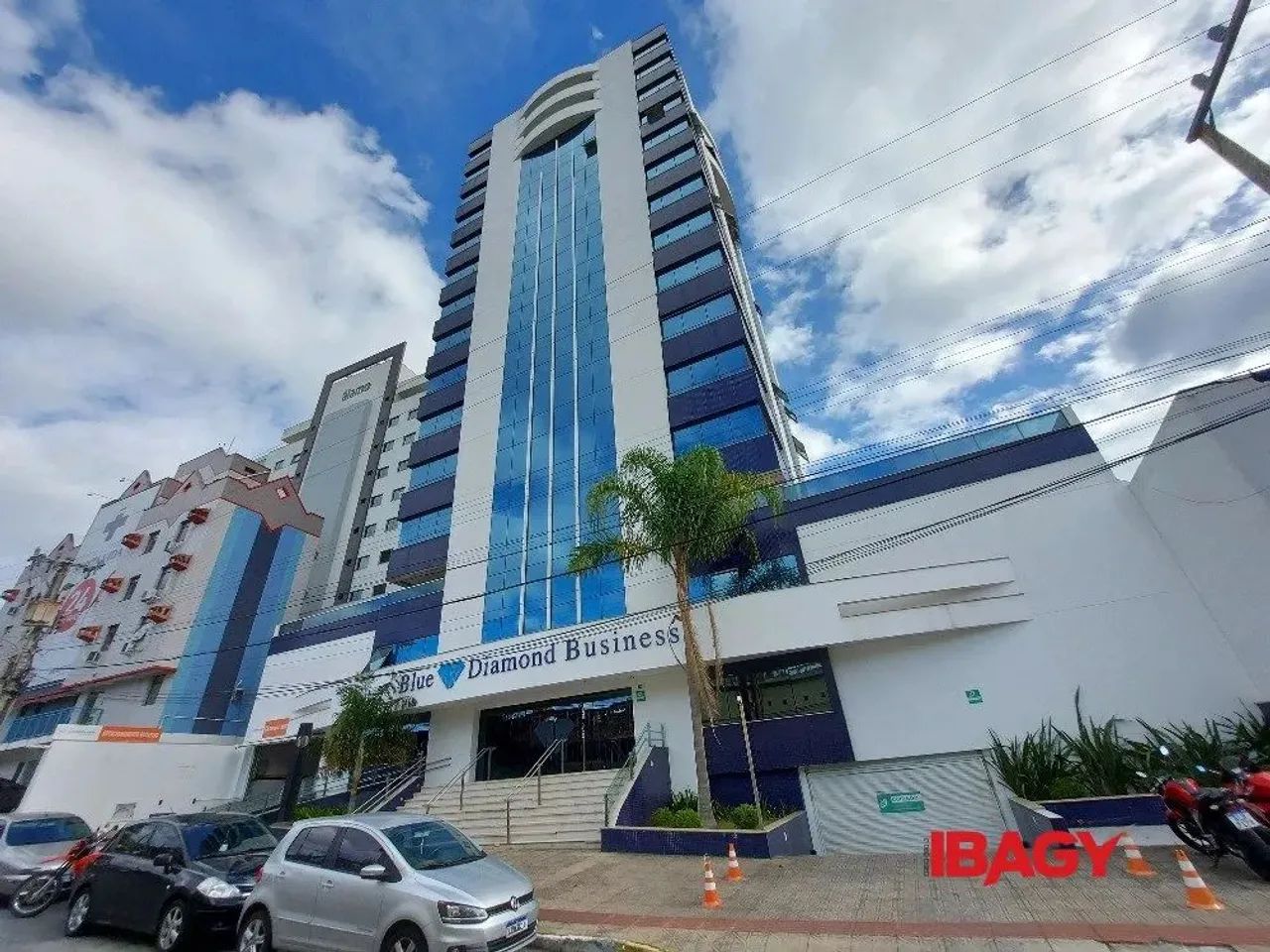 Oportunidade! Salas/Conjuntos em Agronômica - Florianópolis