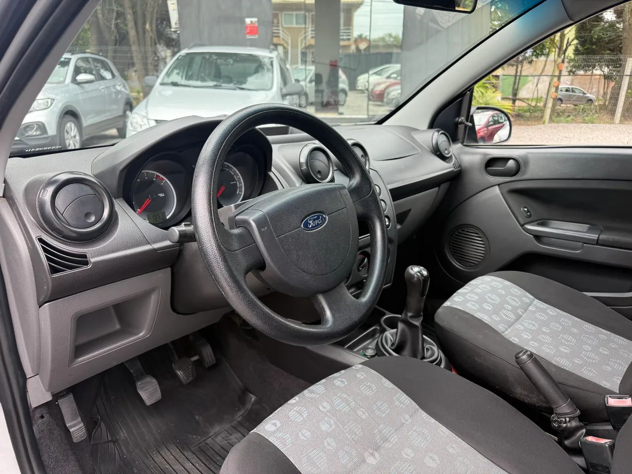 Ford Fiesta 1.0 Class 2014 - Foto 5