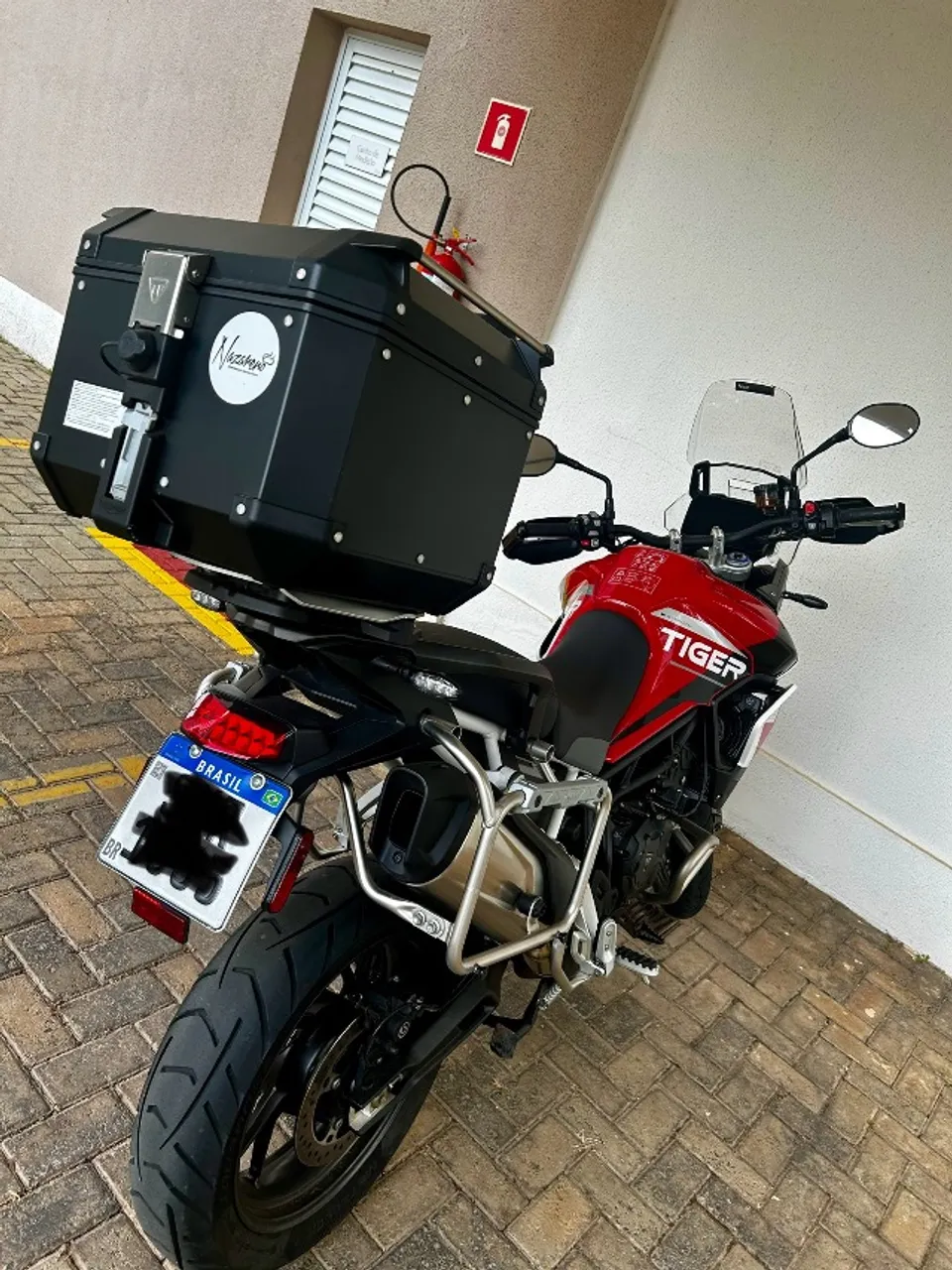 TRIUMPH TIGER 2024 900 GT ARAGON EDITION