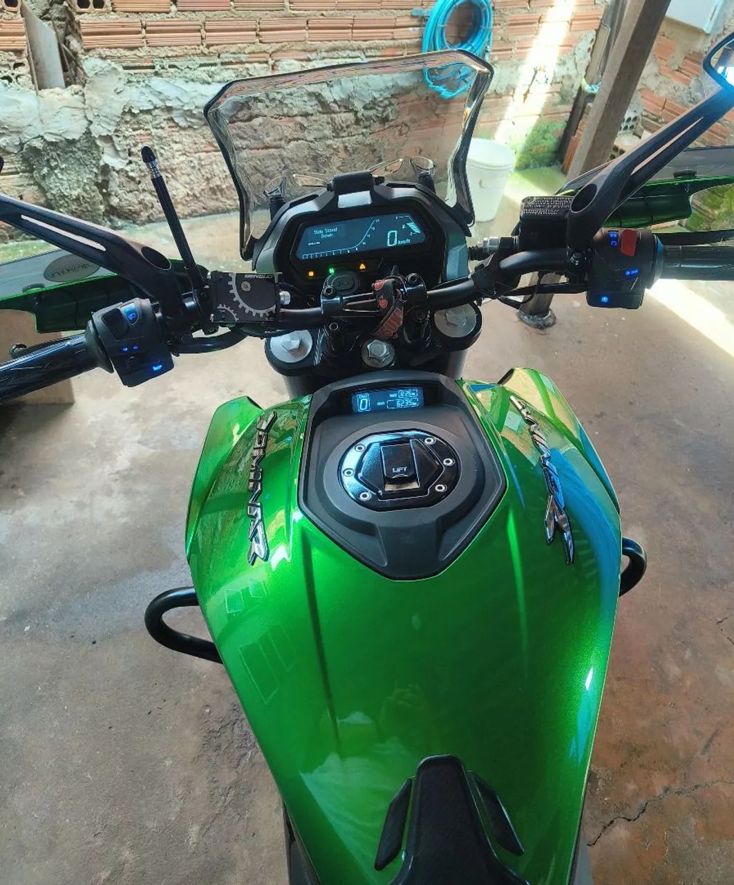 Bajaj Dominar 400 - 2024 - Foto 4