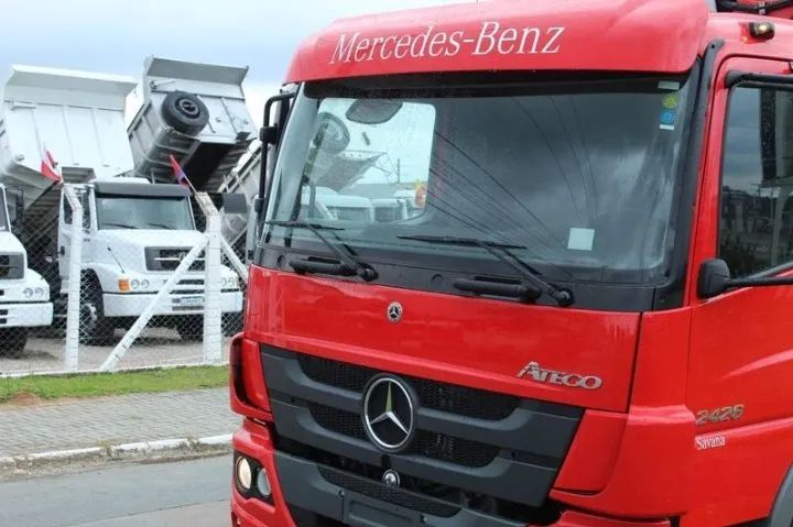 mb atego 2426 6x2 2013 munck  - Foto 3