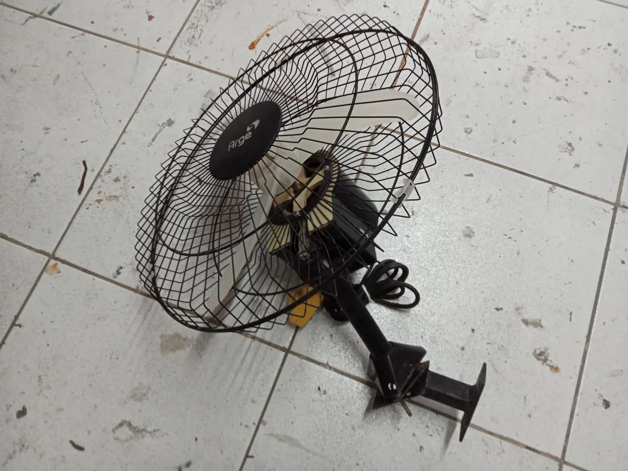 Ventilador de Parede Arge 140W - Foto 4