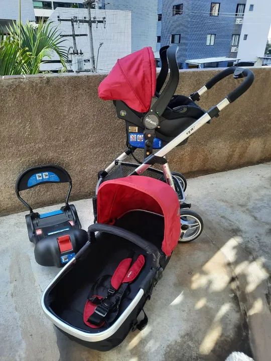 Carrinho epic lite + bebê conforto+ base