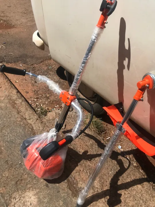 Roçadeira de gasolina nova 65 cilindradas