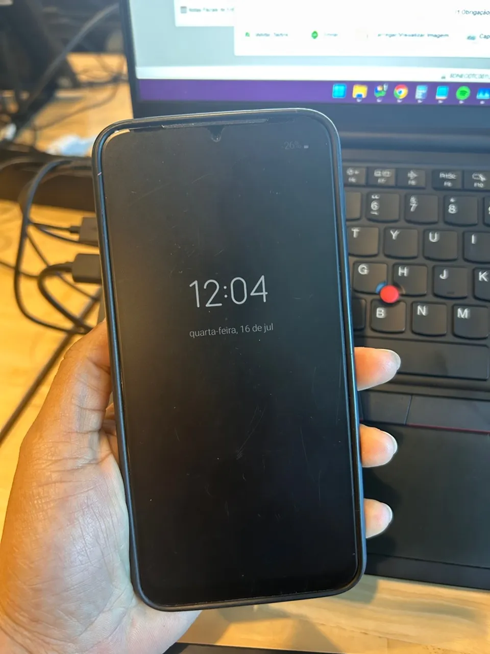 Smartphone Motorola com tela grande e bateria duradoura