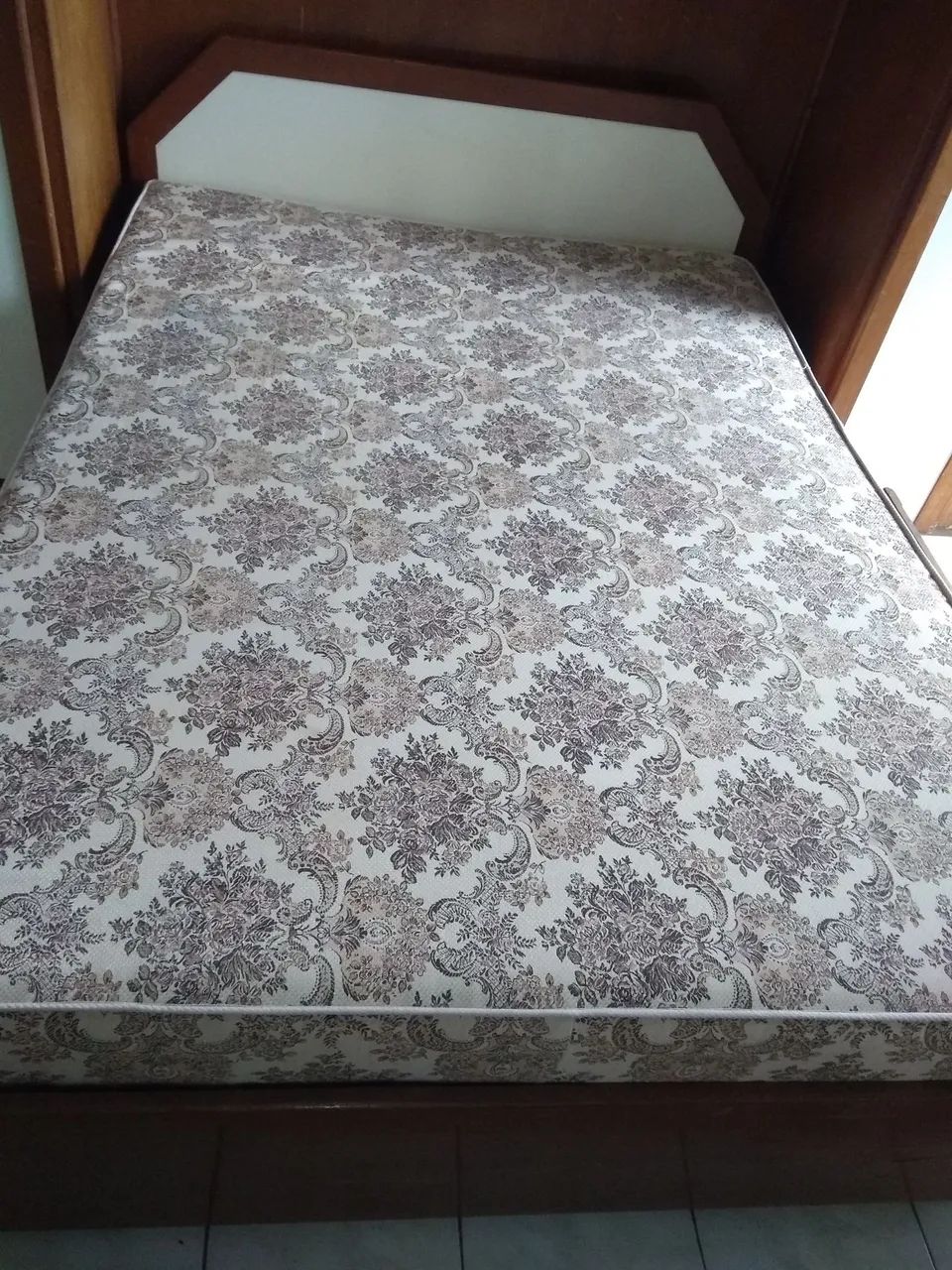 Cama de casal box completa de madeira maciça legítima