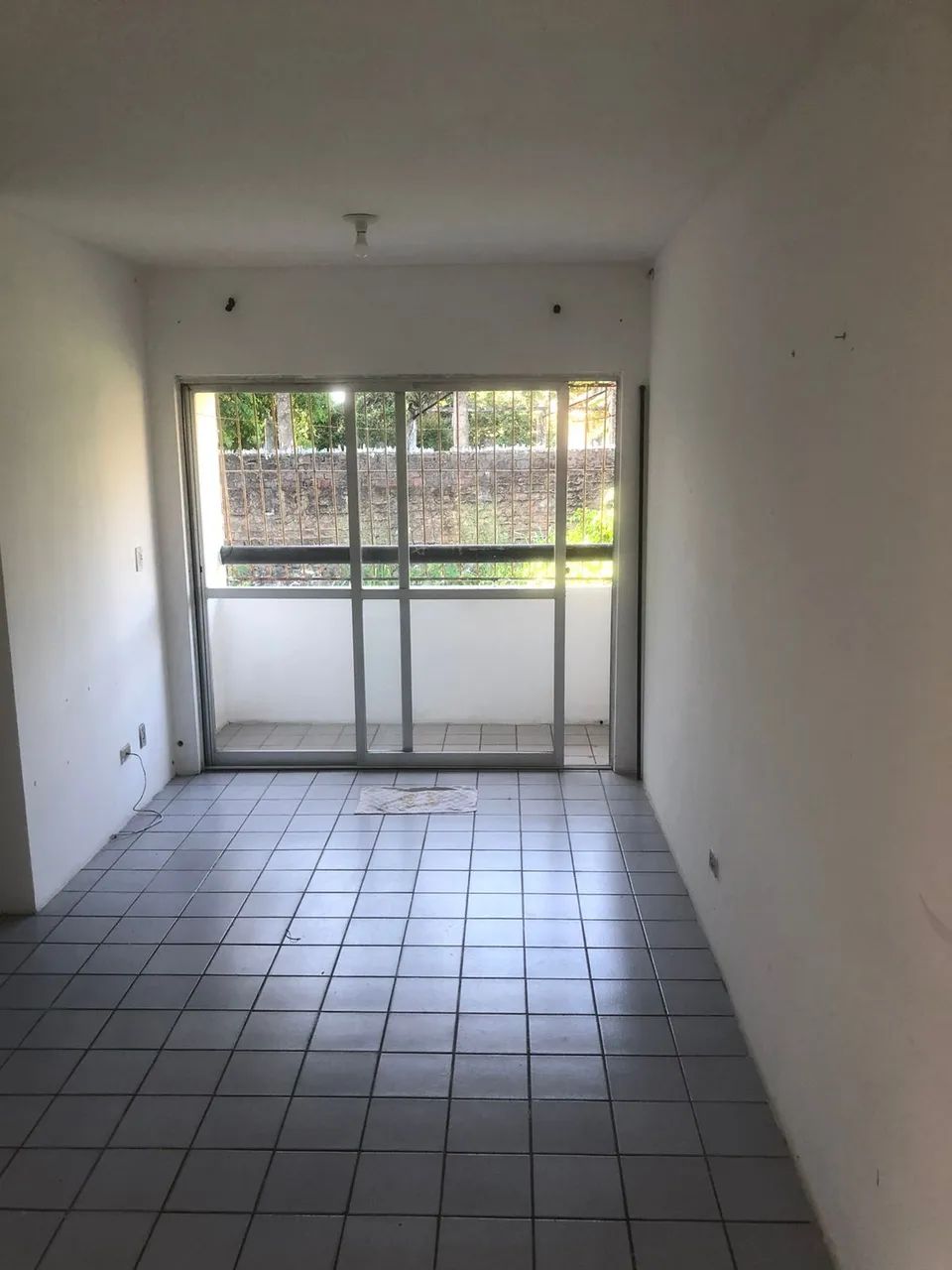 Apartamento para venda possui 52 metros quadrados com 2 quartos em Barro - Recife - PE