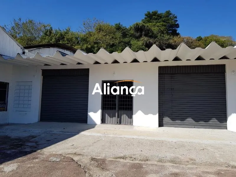Loja comercial com 120m² com varanda, cozinha no Bairro Nonoai / Teresópolis em Porto Aleg