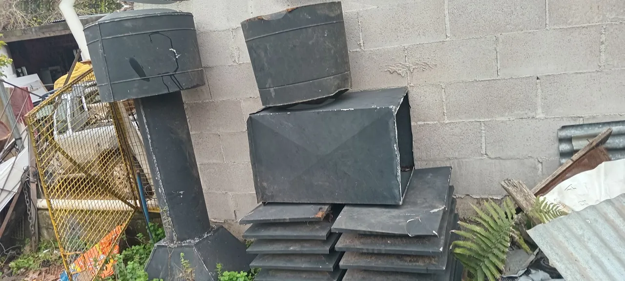 Peças de metal para área externa