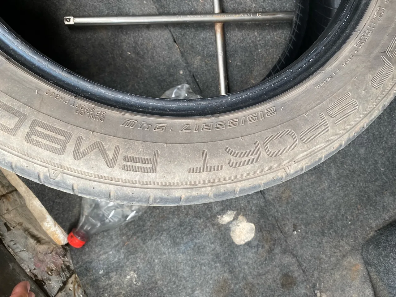 Pneu 215/55R17
