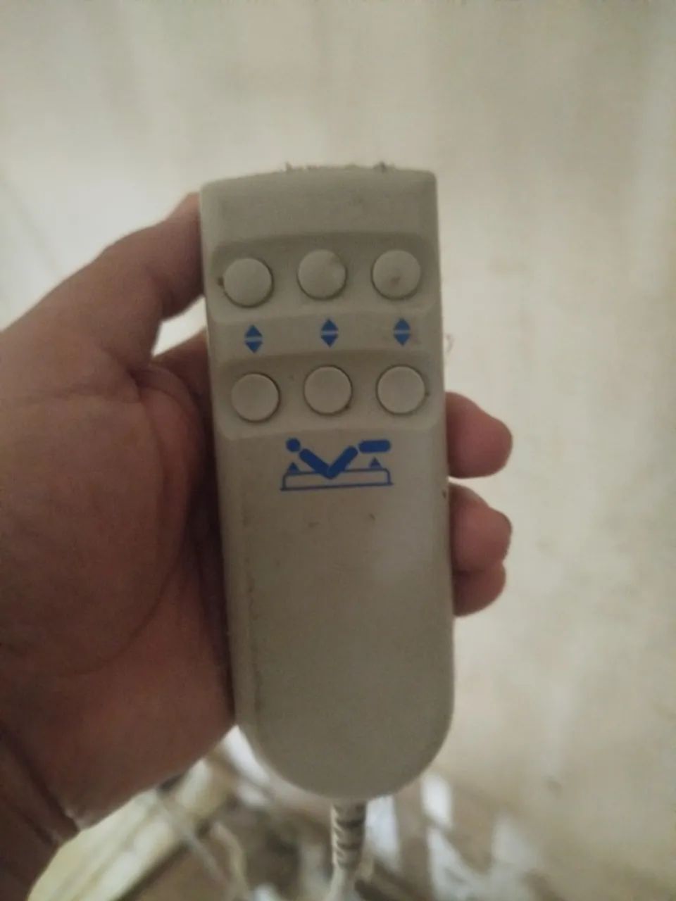 Cama hospitalar motorizada - Foto 2