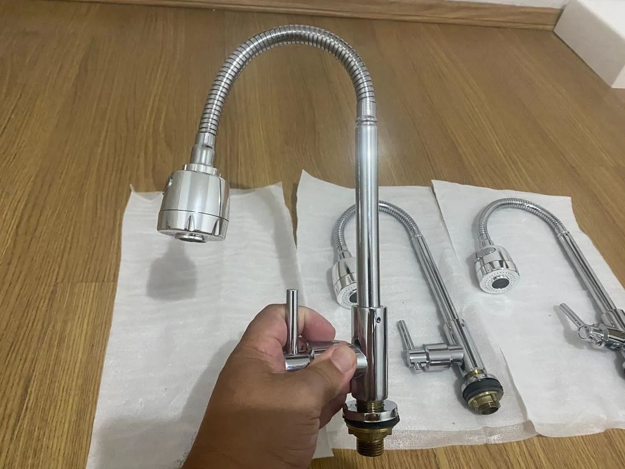 Torneira Flexível de Bancada Nova 