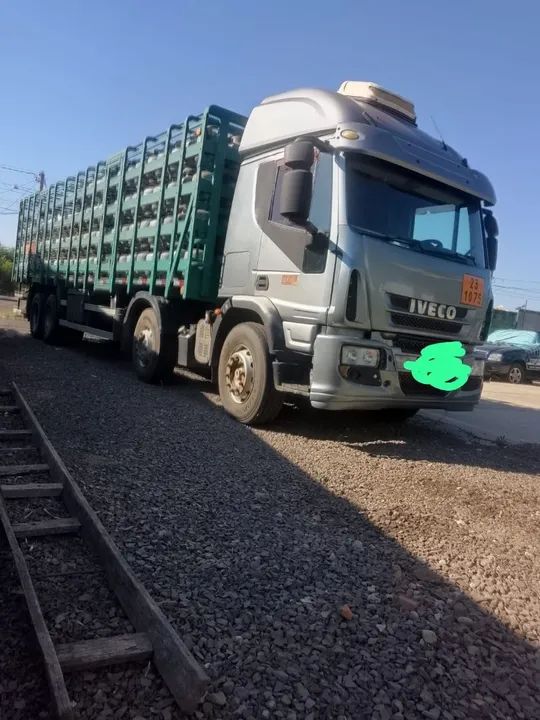 Caminhão Iveco tector 240 e 28- Ótimo estado! - Foto 2