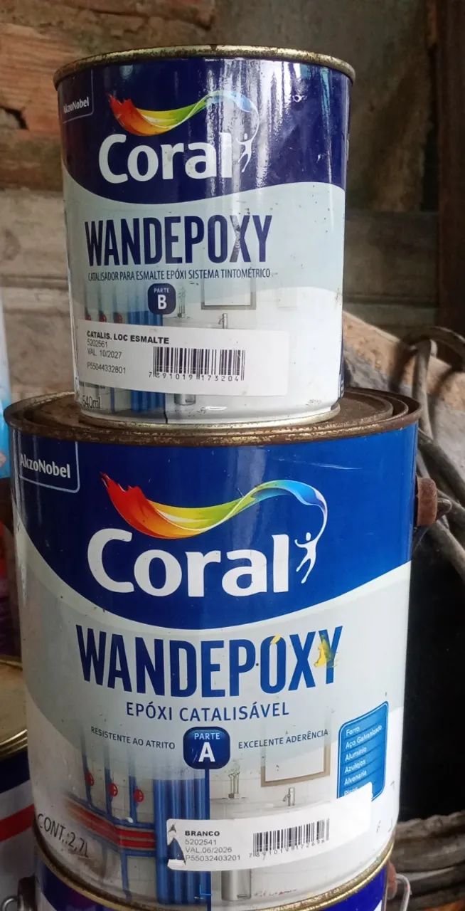 Tinta epóxi com catalisador 