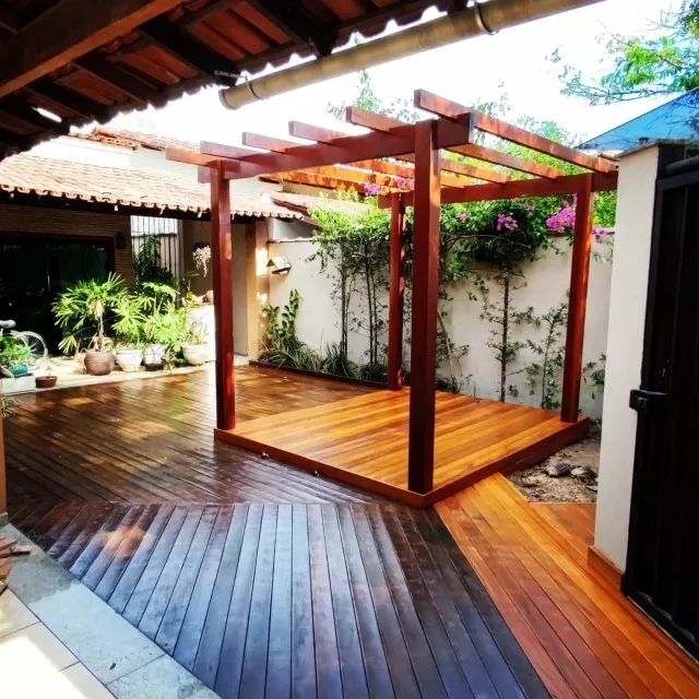 Grama sintética. Pergolado. Deck. Irrigação  - Foto 4