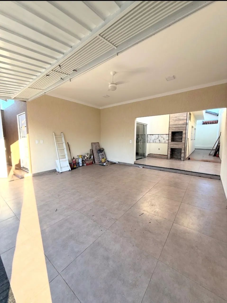 - Casa no Renascença 