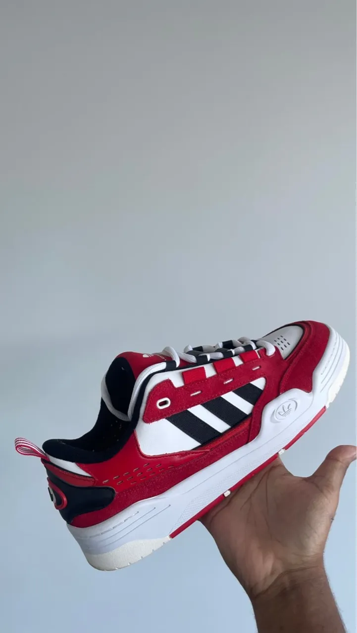 Tênis Adidas Vermelho e Branco - Novo