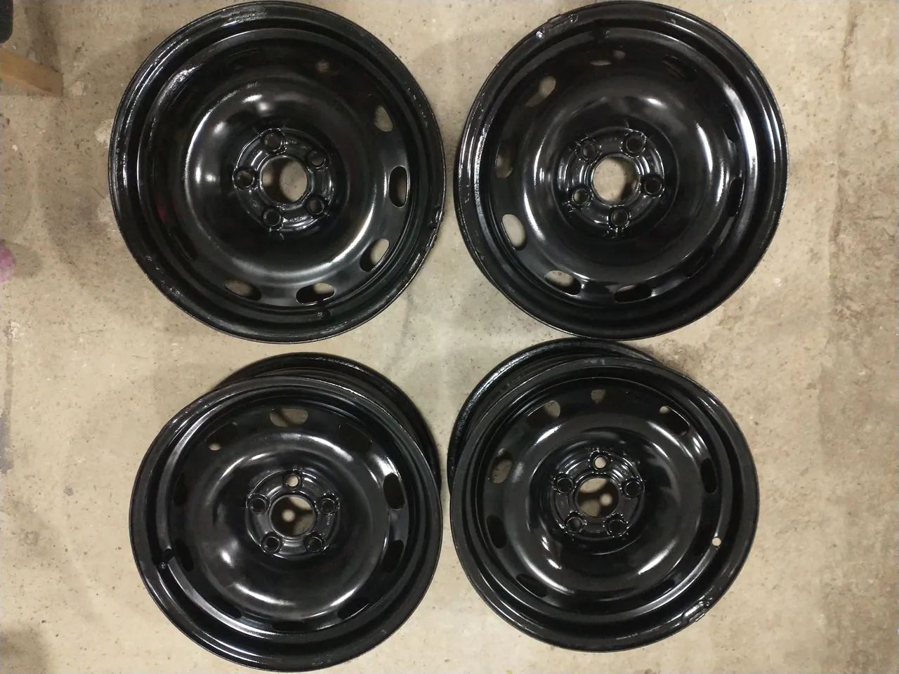 Jogo roda de ferro aro 15 furo 5x100