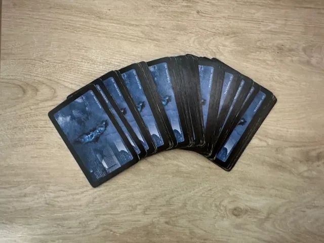 Baralho Batman Cavaleiro das Trevas Ressurge (40 cartas) falta os numeros 8,9 e 10 - Foto 2