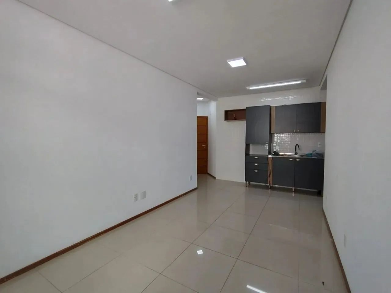 Apartamento de 2 dormitórios no Rio Tavares - Foto 4