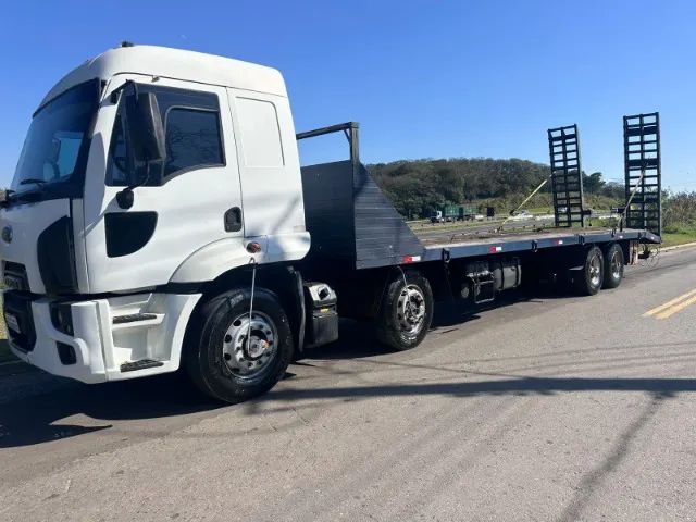 FORD CARGO 1933 8X2 PRNCHA FIXA -ANO 2013 - Foto 3