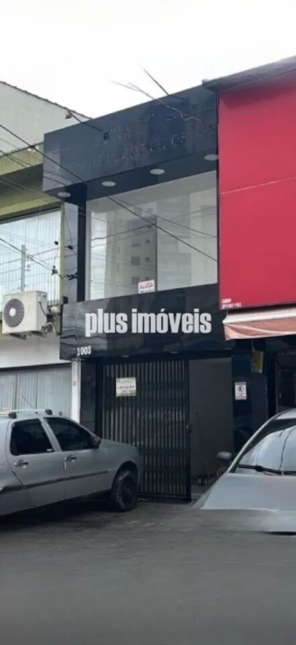 Sobrado comercial com 4 salas, 2 banheiros e cozinha