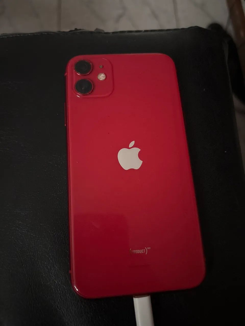 iPhone 11 red 64 gb  - Foto 2