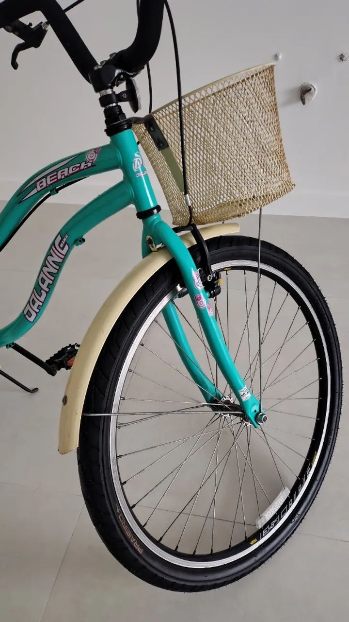Bicicleta 2 juntas com o suporte para carro e cadeado  - Foto 4