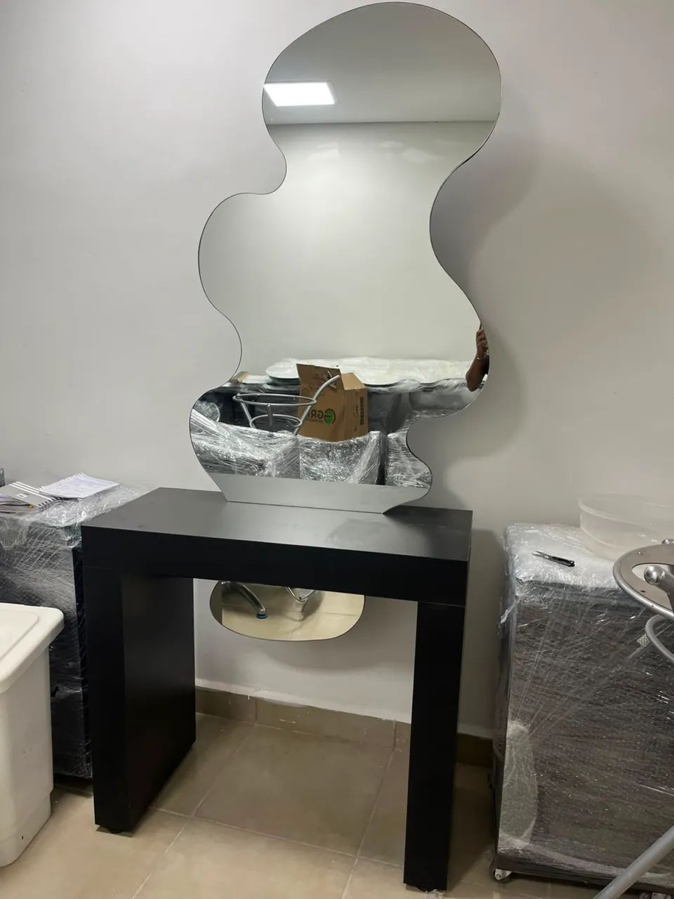 Bancada para cabeleireiro MARCA FERRANTE espelho com led  
