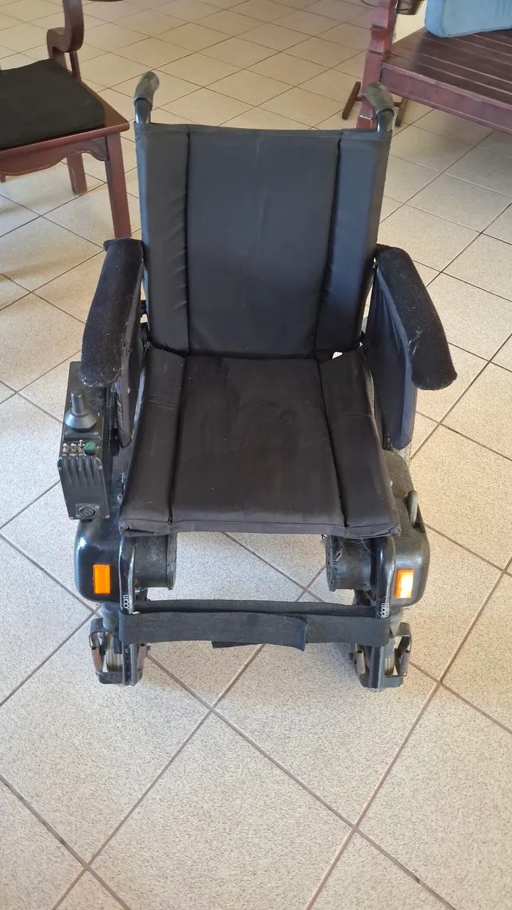 Cadeira de rodas motorizada Freedom SX