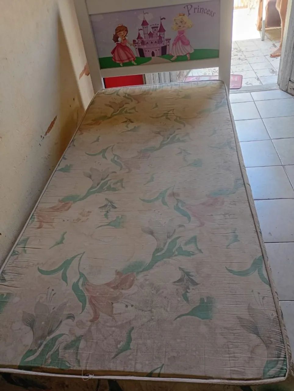 Cama de solteiro feminina  - Foto 2