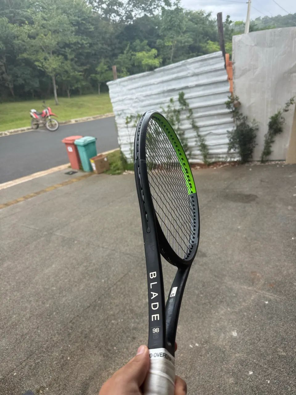 Raquete Wilson Blade V7 - Esportes de Quadra e Ao Ar Livre - Setor